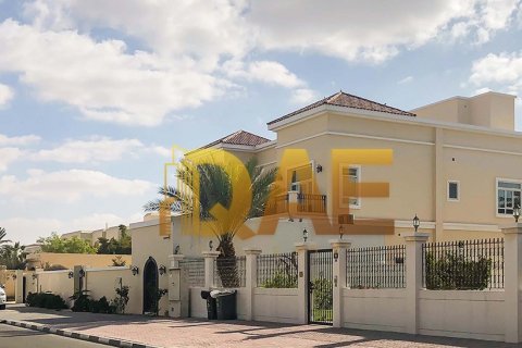 Vila v Dubai, SAE 1393.546 m² Č.: 133575 - fotografie 4