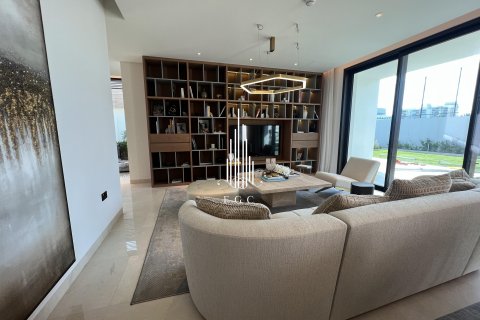 Vila na Saadiyat Island, Abu Dhabi, UAE 4 spavaćih soba, 465.9 m2 Br. 482538 - fotografija 17