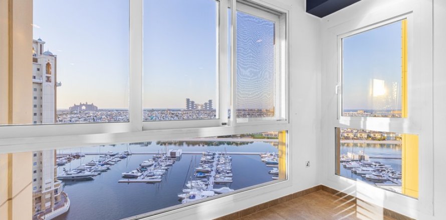 דירה ב Palm Jumeirah, Dubai, איחוד האמירויות 3 חדרי שינה, 234.49 מ"ר מספר 388262