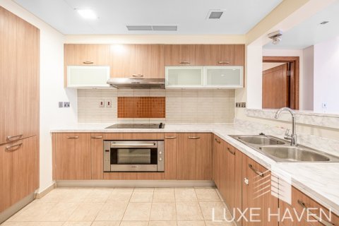 דירה להשכרה ב Palm Jumeirah, Dubai, איחוד האמירויות 3 חדרי שינה, 234.49 מ"ר, מספר 388262 - תמונה 3