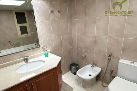 Apartment in Al Hamra Village, Ras Al Khaimah, UAE 2 bedrooms, 196.2 sq.m. № 588558 - photo 19