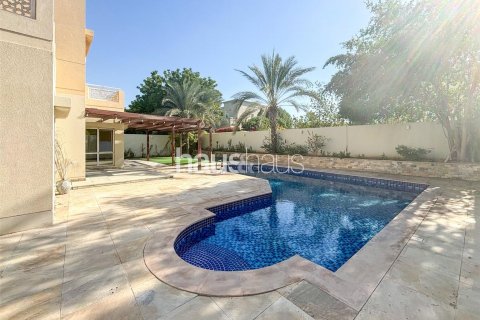 Villa Meadows, Dubaijā, AAE 6 istabas, 458 m2 Nr. 627000 - attēls 21