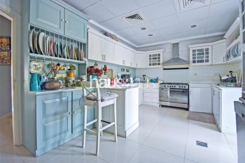 Meadows、Dubai、UAE にあるヴィラの賃貸物件 4ベッドルーム、1022 m2、No627001 - 写真 12