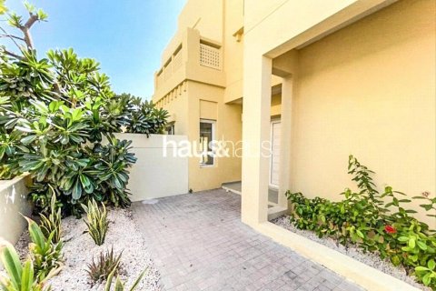 Villa à The Lakes, Dubai, EAU: 3 chambres, 243 m2 № 626998