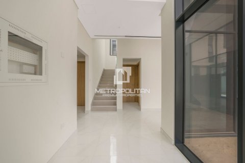 Vilë në Al Furjan, Dubai, Emiratet e Bashkuara Arabe 4 dhoma gjumi, 331 m2. № 592742 - Foto 11