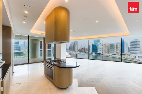 Byt v Business Bay, Dubai, SAE 2 ložnice, 187.7 m² Č.: 579202