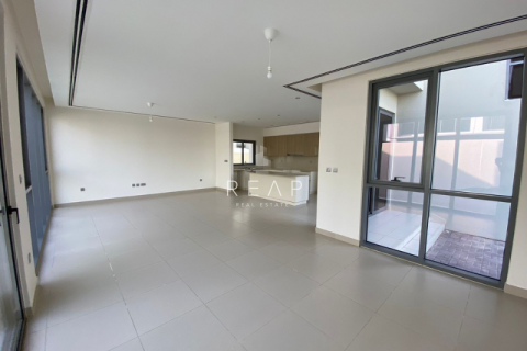 Villa para arrendamento em Dubai Hills Estate, Dubai, EAU 4 quartos, 494.2 m2 № 499494 - foto 3