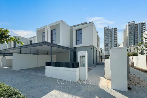 Shtëpi në qytet në Al Furjan, Dubai, Emiratet e Bashkuara Arabe 4 dhoma gjumi, 240.2 m2. № 545664