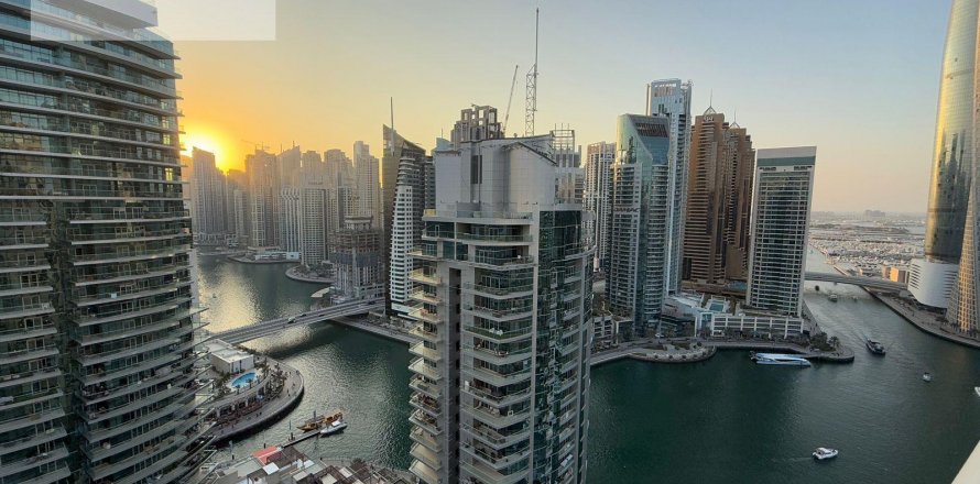 Appartamento a Dubai Marina, Dubai, EAU 2 camere da letto, 120.8 mq. № 556427