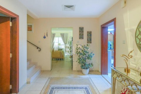 Villa Abu Dhabijā, AAE 4 istabas, 253.6 m2 Nr. 544446 - attēls 9