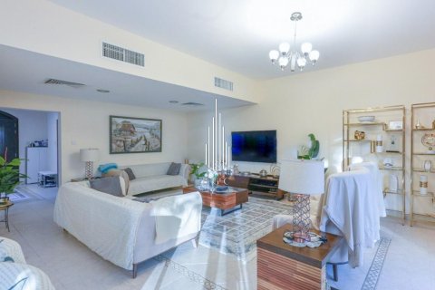 Villa Abu Dhabijā, AAE 4 istabas, 253.6 m2 Nr. 544446 - attēls 7