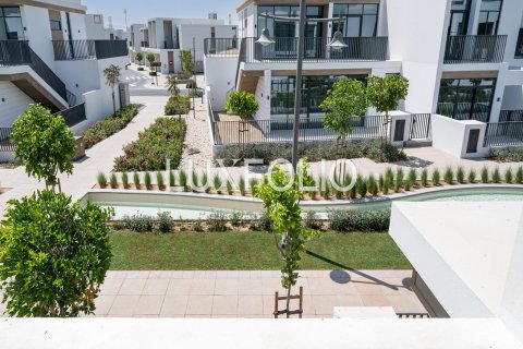 Kaupunkipientalo Arabian Ranches 3, Dubai, Arabiemiraatit 3 makuuhuonetta, 205 m2 № 627435 - kuva 8