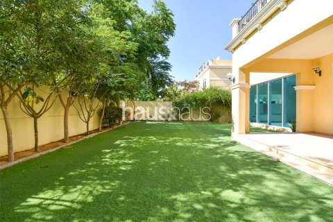 Vilë në Jumeirah Park, Dubai, Emiratet e Bashkuara Arabe 4 dhoma gjumi, 386 m2. № 626432 - Foto 14