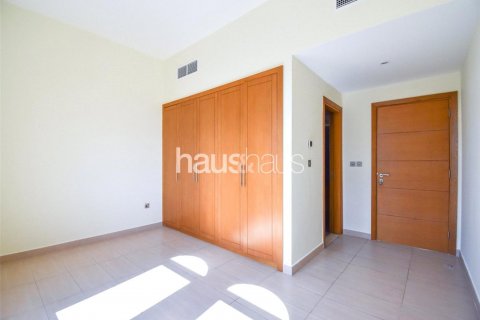 Vilë në Jumeirah Park, Dubai, Emiratet e Bashkuara Arabe 4 dhoma gjumi, 386 m2. № 626432 - Foto 12