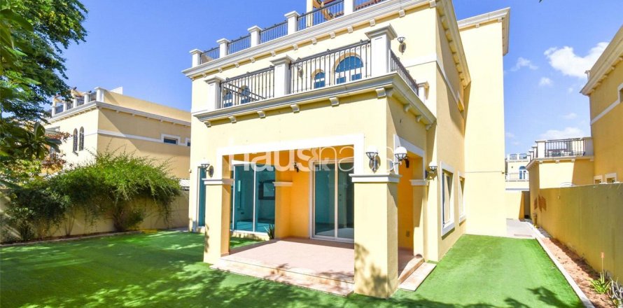 Vilë në Jumeirah Park, Dubai, Emiratet e Bashkuara Arabe 4 dhoma gjumi, 386 m2. № 626432