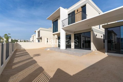 Vilë në Tilal Al Ghaf, Dubai, Emiratet e Bashkuara Arabe 5 dhoma gjumi, 522 m2. № 626514