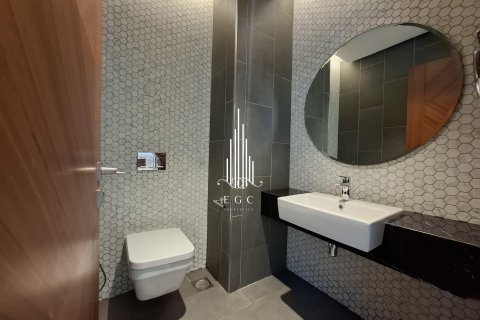 Apartament de închiriat în Tourist Club Area, Abu Dhabi, EAU 2 dormitoare, 135.6 mp.  №535121 - poză 21