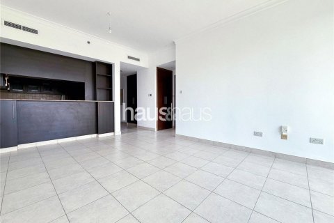 Apartmen di The Views, Dubai, UAE 1 bilik tidur, 68 meter persegi № 625658 - foto 2