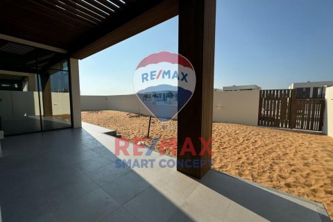 Villa til salgs i Abu Dhabi, Emiratene 4 soverom, 989.2 kvm Nr. 595707 - Foto 9
