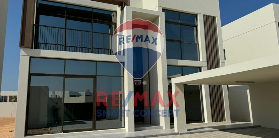 Villa i Abu Dhabi, Emiratene 4 soverom, 989.2 kvm nr. 595707