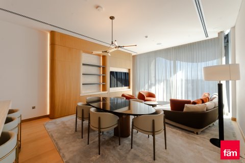 Byt v Dubai, SAE 3 ložnice, 262.2 m² Č.: 570711