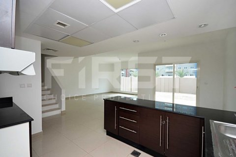 Βίλα σε Al Reef, Abu Dhabi, ΗΑΕ 4 υπνοδωμάτια, 265.5 τ.μ. Αρ. 407234 - φωτογραφία 12