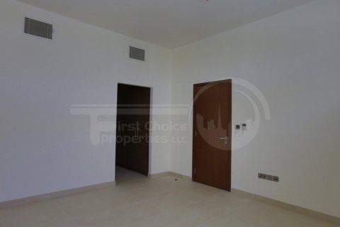 Vilë në Yas Island, Abu Dhabi, Emiratet e Bashkuara Arabe 5 dhoma gjumi, 511.7 m2. № 407230 - Foto 6