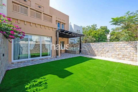 The Lakes、Dubai、UAE にあるヴィラ販売中 3ベッドルーム、282 m2、No626062 - 写真 3