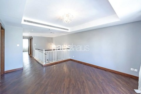 The Lakes、Dubai、UAE にあるヴィラ販売中 3ベッドルーム、282 m2、No626062 - 写真 9