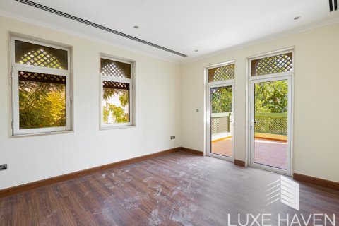 Üürile anda villa asukohaga Jumeirah Park, Dubai, AÜE: 4 magamistoaga, 402.73 m² Nr 393716 - pilt 23