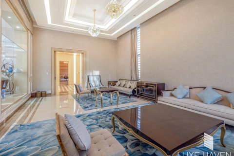Villa en venta en Emirates Hills, Dubai, EAU 6 dormitorios, 2064.03 m2 № 410844 - foto 6
