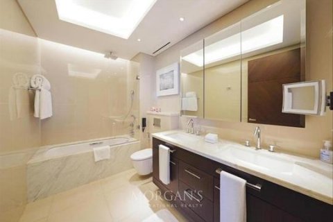 Apartment til leje i Downtown Dubai (Downtown Burj Dubai), Dubai, UAE 1 soveværelse, 97.6 kvm № 520577 - foto 14