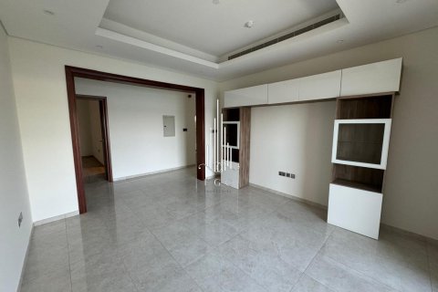 Зняти в оренду віллу в Al Raha Beach, Абу-Даби, ОАЕ 5 спалень, 471.9м2, № 451901 - фото 2