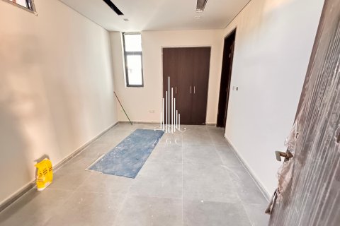 Vilë në Saadiyat Island, Abu Dhabi, Emiratet e Bashkuara Arabe 5 dhoma gjumi, 568.9 m2. № 577678 - Foto 16