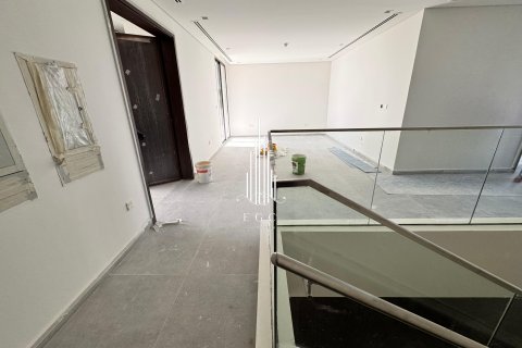 Vilë në Saadiyat Island, Abu Dhabi, Emiratet e Bashkuara Arabe 5 dhoma gjumi, 568.9 m2. № 577678 - Foto 11