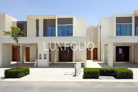 خانه شهری در The Valley، Dubai ، امارات متحده عربی 3 خوابه ، 174 متر مربع.  شماره 627295