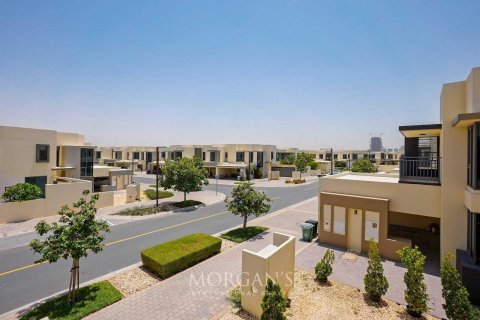 Vila di Dubai Hills Estate, Dubai, UEA 5 kamar tidur, 297.4 m2 nomor 595447 - foto 10