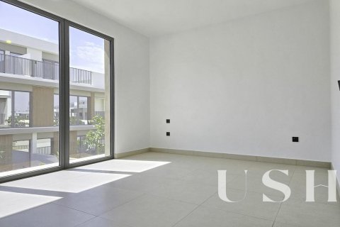 Villa in Tilal Al Ghaf, Dubai, UAE 4 bedrooms, 237 sq.m. № 621060