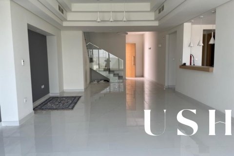 Villa in wasl gate, Dubai, UAE 3 bedrooms, 238 sq.m. № 629139 - photo 5