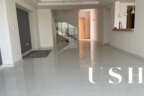 Villa in wasl gate, Dubai, UAE 3 bedrooms, 238 sq.m. № 629139 - photo 4