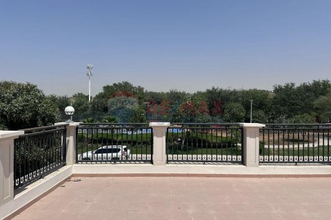 Villa te huur in Jumeirah Park, Dubai, VAE 4 slaapkamers, 52.2 vr.m., nr 588978 - foto 6