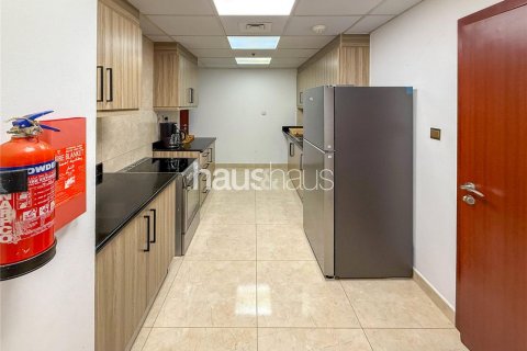 Üürile anda korter asukohaga Jumeirah Beach Residence, Dubai, AÜE: 3 magamistoaga, 185 m² Nr 626958 - pilt 7