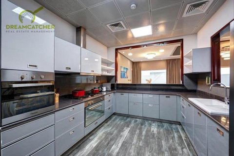 Willa do wynajęcia w Al Hamra Village, Ras Al Khaimah, ZEA 3 sypialnie, 260.1 mkw., nr 588807 - zdjęcie 7