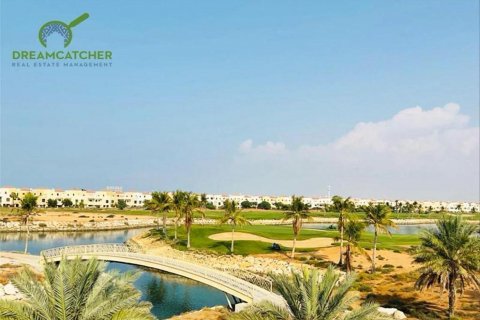 Villa Al Hamra Village, Ras Al Khaimahjā, AAE 5 istabas, 982.5 m2 Nr. 588806