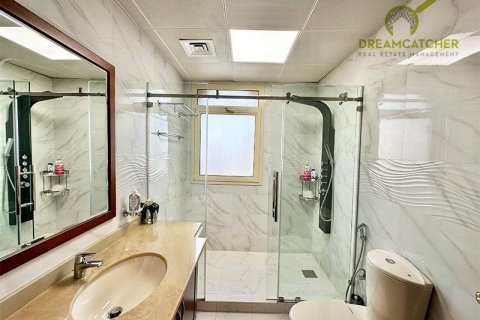 Villa para arrendamento em Al Hamra Village, Ras Al Khaimah, EAU 5 quartos, 929 m2 № 588808 - foto 14