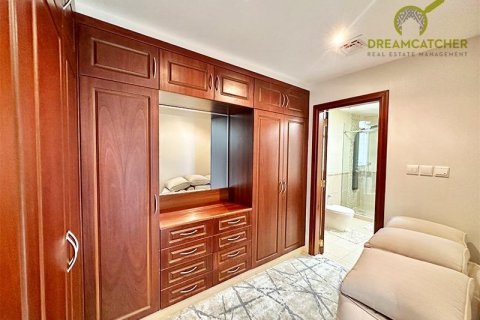 Villa para arrendamento em Al Hamra Village, Ras Al Khaimah, EAU 5 quartos, 929 m2 № 588808 - foto 13