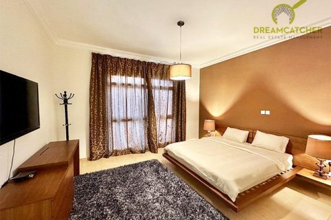 Villa para arrendamento em Al Hamra Village, Ras Al Khaimah, EAU 5 quartos, 929 m2 № 588808 - foto 6