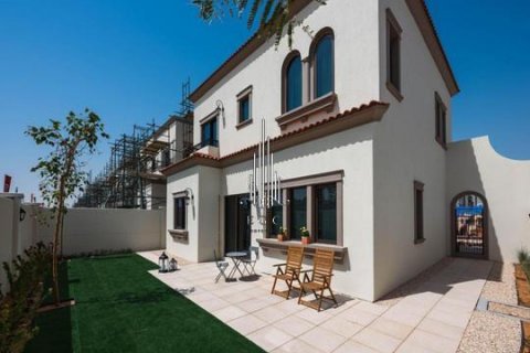 Townhouse di Madinat Zayed, Abu Dhabi, UEA 3 kamar tidur, 171.5 m2 nomor 549027 - foto 2
