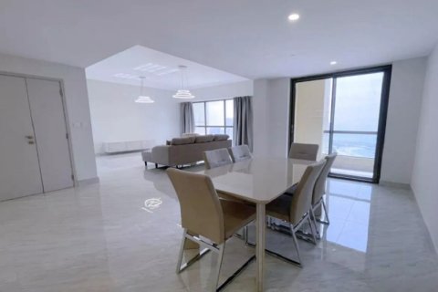 Huoneisto Jumeirah Beach Residence, Dubai, Arabiemiraatit 2 makuuhuonetta, 131 m2 № 722322 - kuva 8