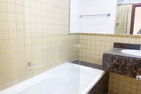 Снять в аренду квартиру в Джумейра Бич Резиденс, Дубай, ОАЭ 2 спальни, 122м2, № 723095 - фото 12